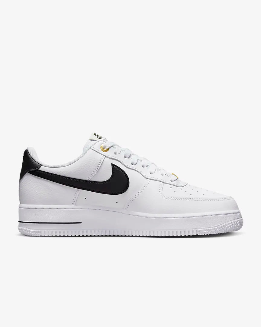 Nike Air Force 1 ’07 LV8